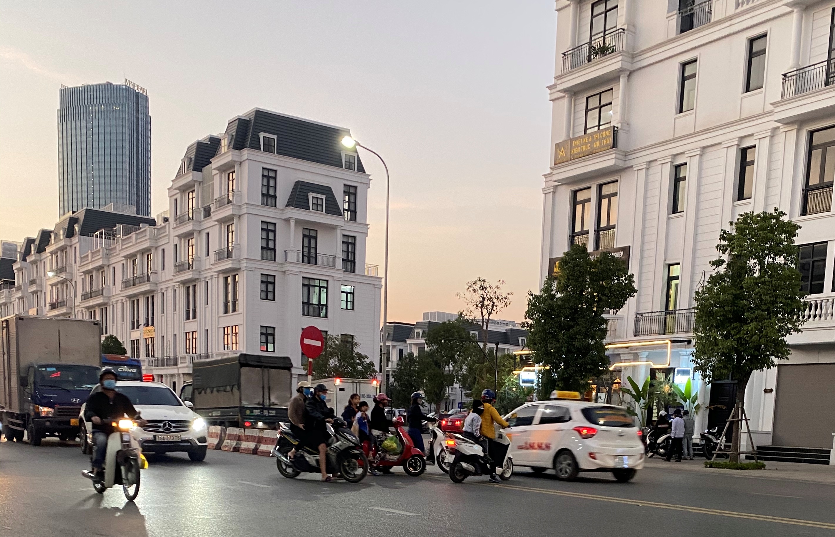 Một số lưu ý về nhóm vạch trên đường khi tham gia giao thông 